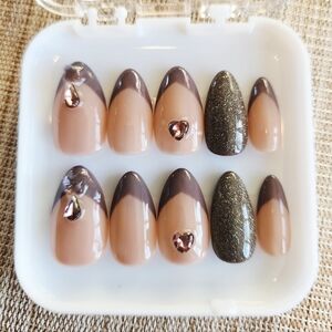 Greige Press On Nails
